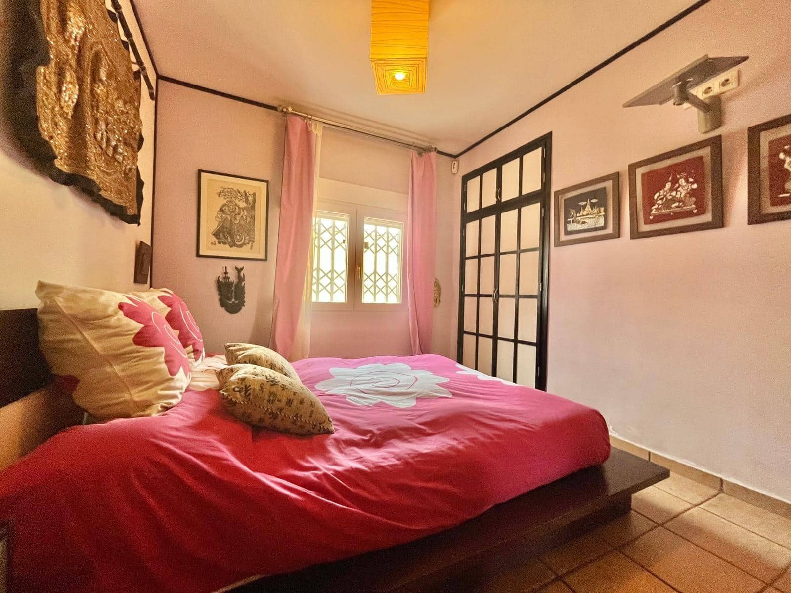 2 soveværelse Villa til salg i Torrevieja med swimmingpool - € 240.000 (Ref: 10084727)