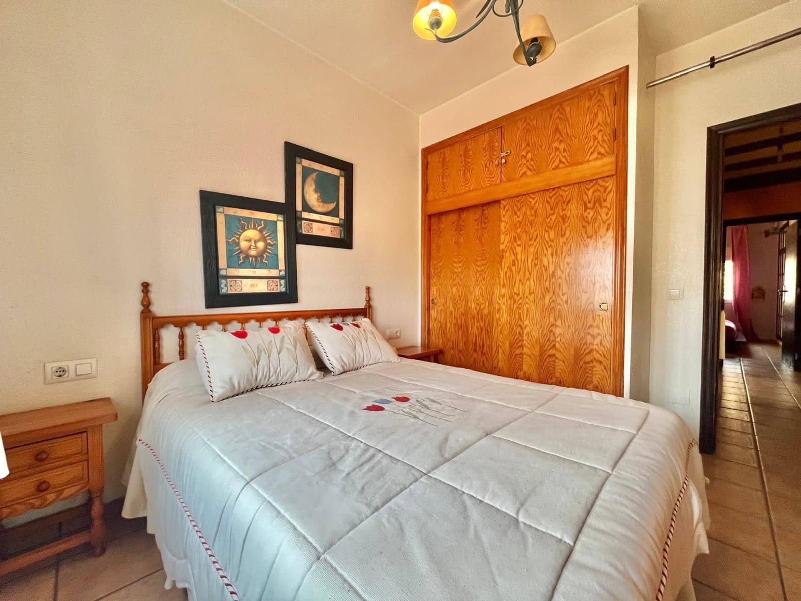 2 soveværelse Villa til salg i Torrevieja med swimmingpool - € 240.000 (Ref: 10084727)