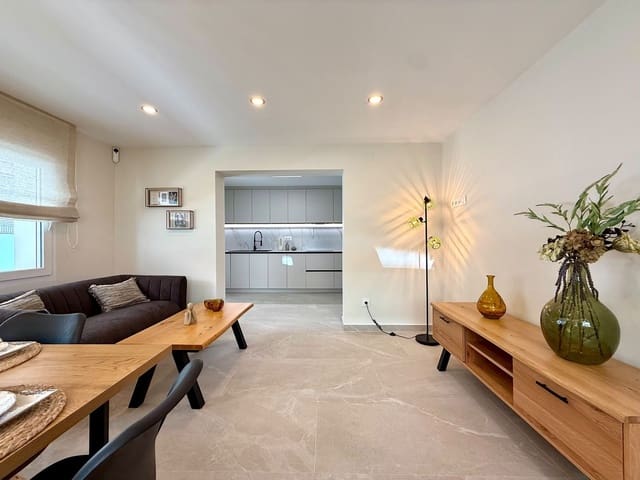 3 makuuhuone Omakotitalo myytävänä paikassa Lo Pagan, San Pedro del Pinatar mukana uima-altaan - 396 500 € (Ref: 10084734)