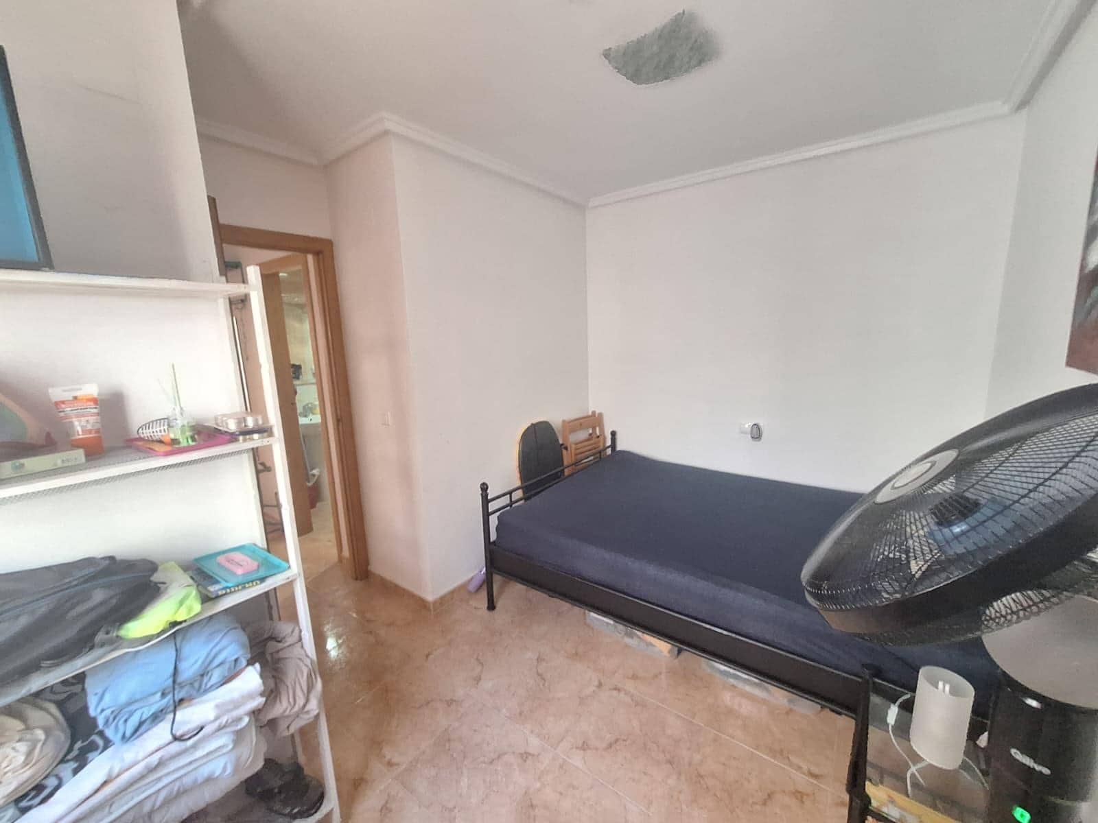 Bungalow de 2 habitaciones en Torrevieja en venta con piscina - 159.990 € (Ref: 10084761)