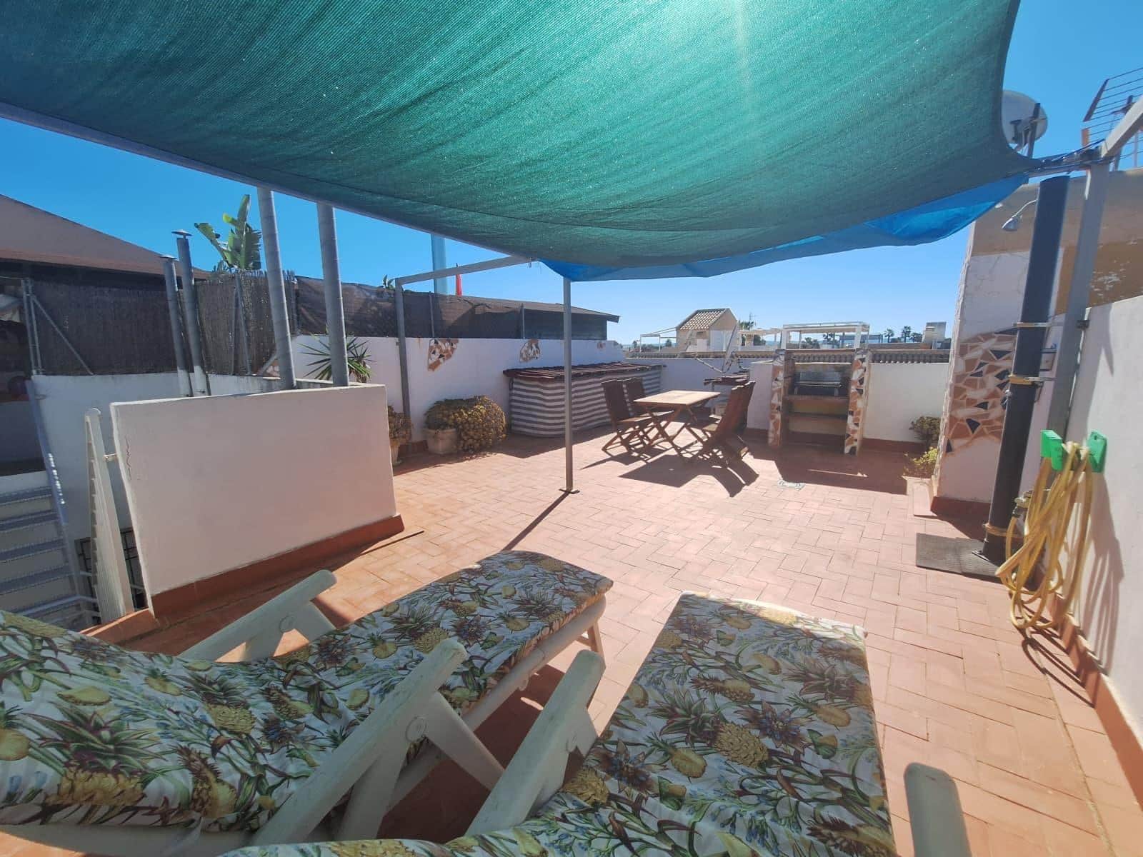 Bungalow de 2 habitaciones en Torrevieja en venta con piscina - 159.990 € (Ref: 10084761)