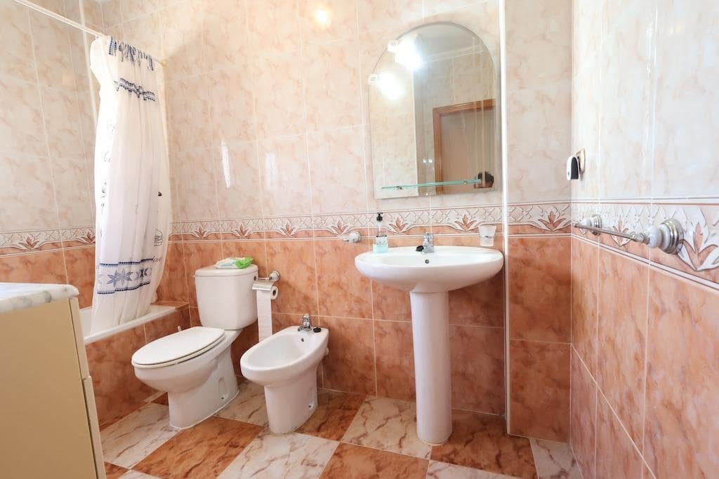 Casa de 2 habitaciones en Orihuela Costa en venta con piscina garaje - 240.000 € (Ref: 10084769)