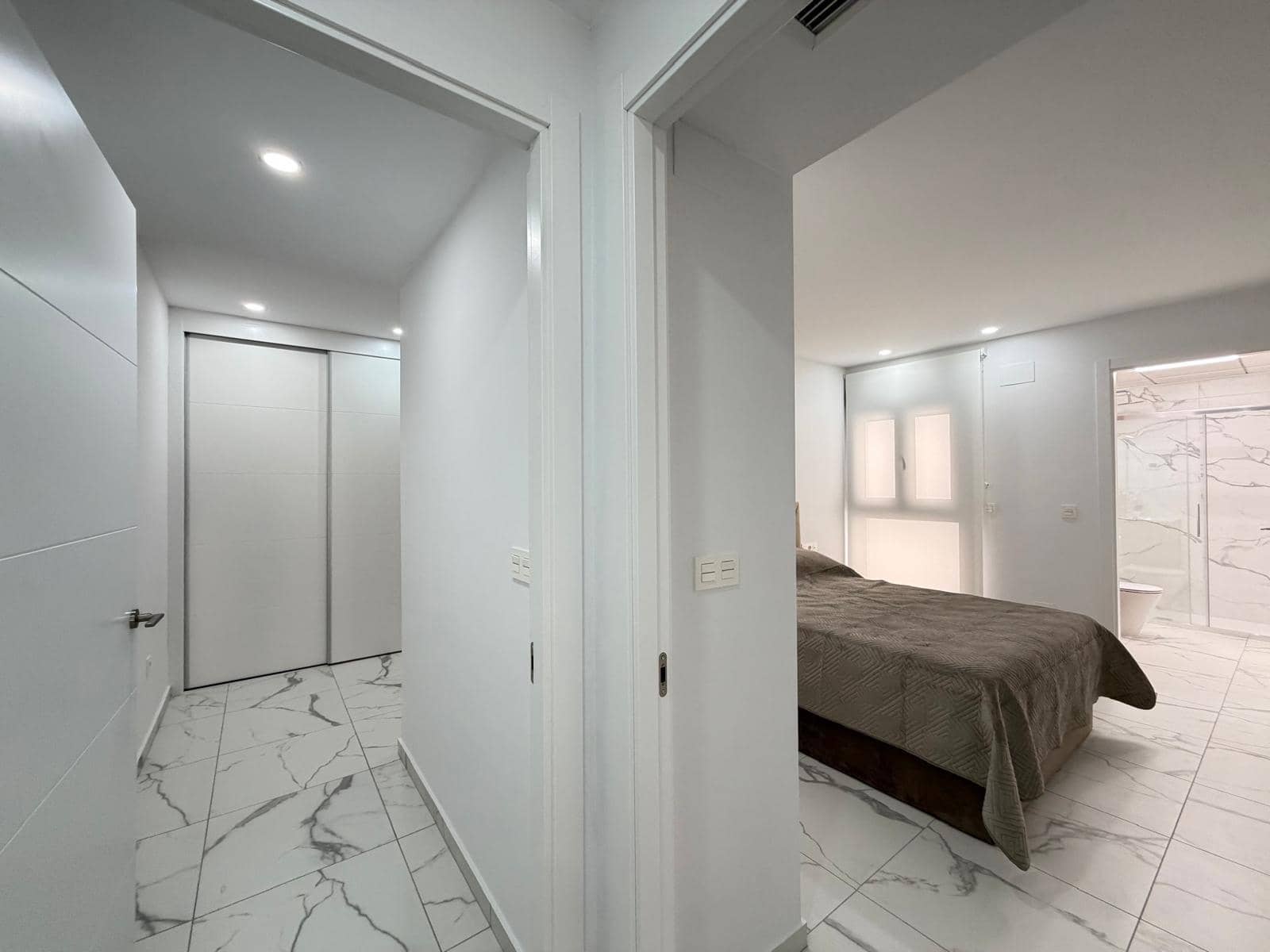 2 quarto Apartamento para venda em Torrevieja com piscina - 326 900 € (Ref: 10084777)