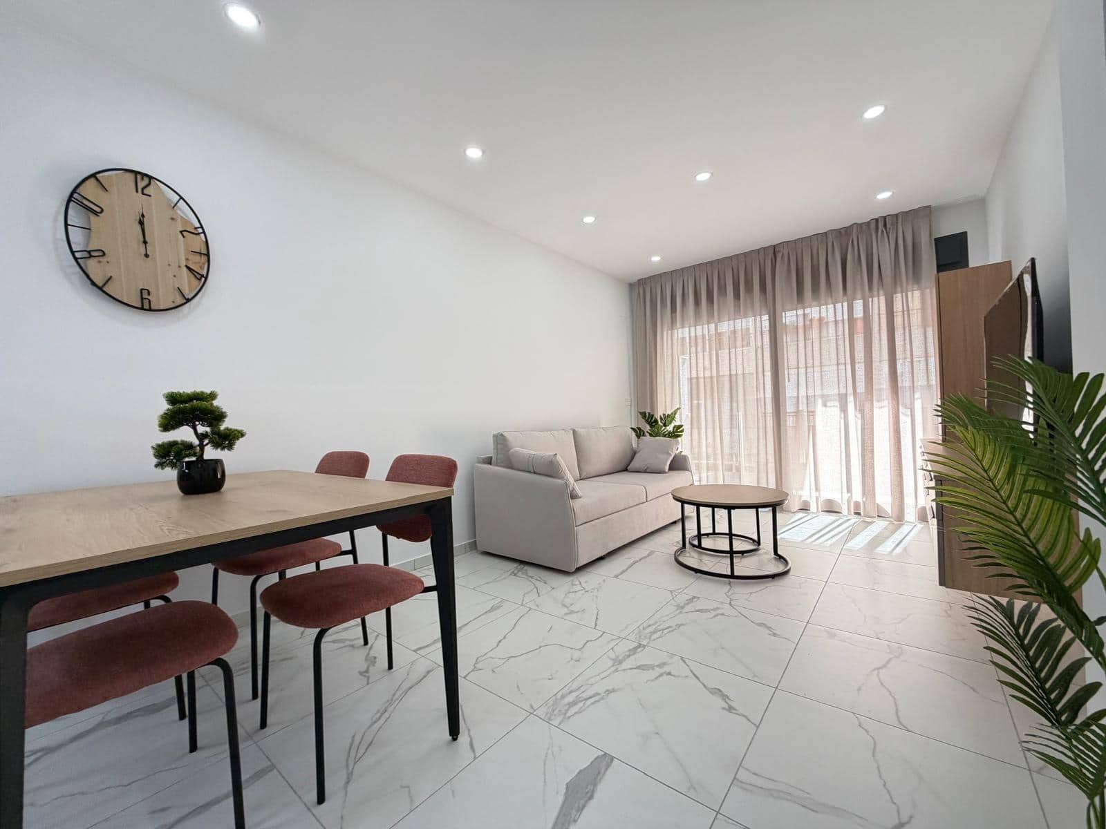 2 quarto Apartamento para venda em Torrevieja com piscina - 326 900 € (Ref: 10084777)