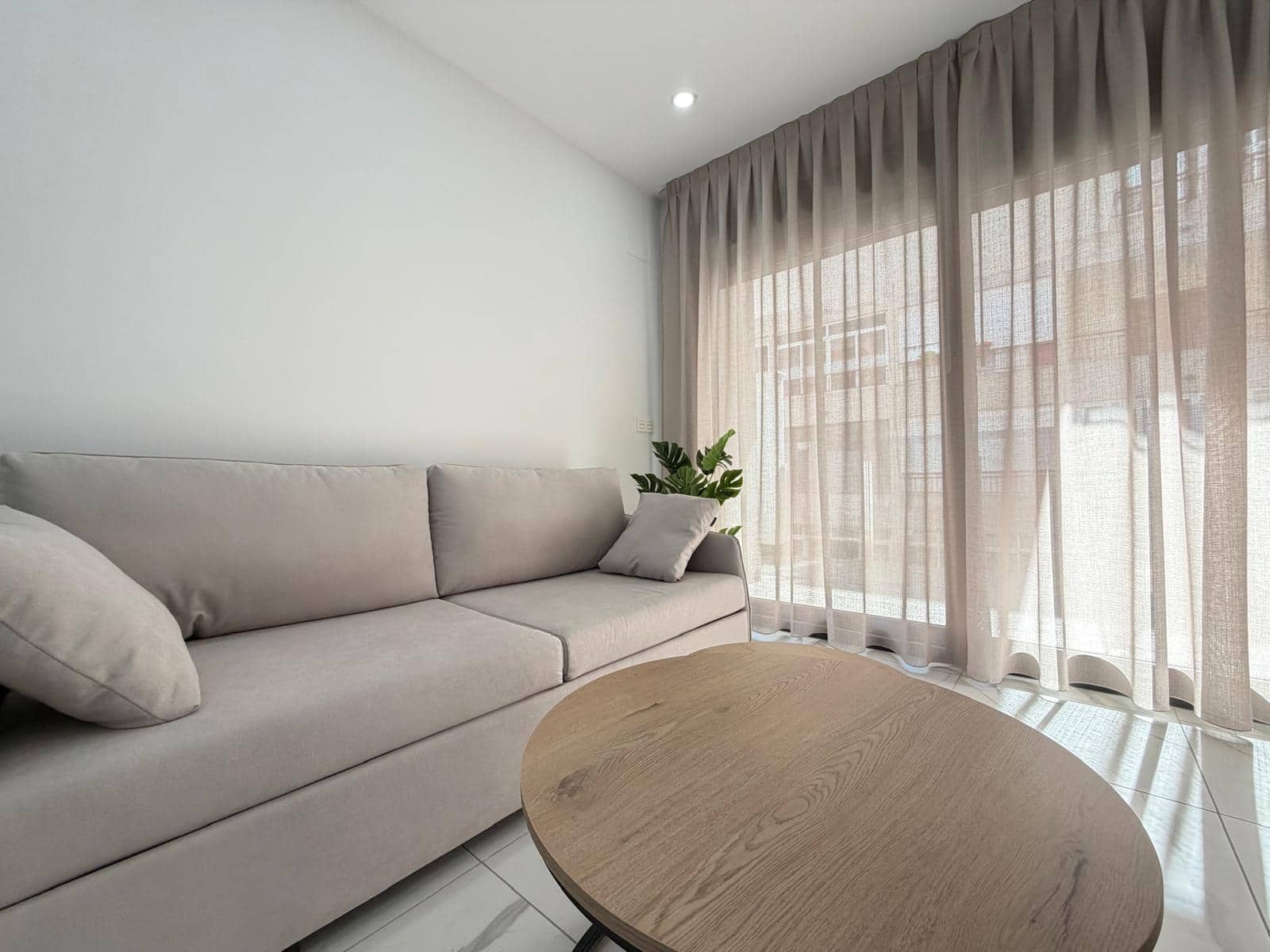2 quarto Apartamento para venda em Torrevieja com piscina - 326 900 € (Ref: 10084777)