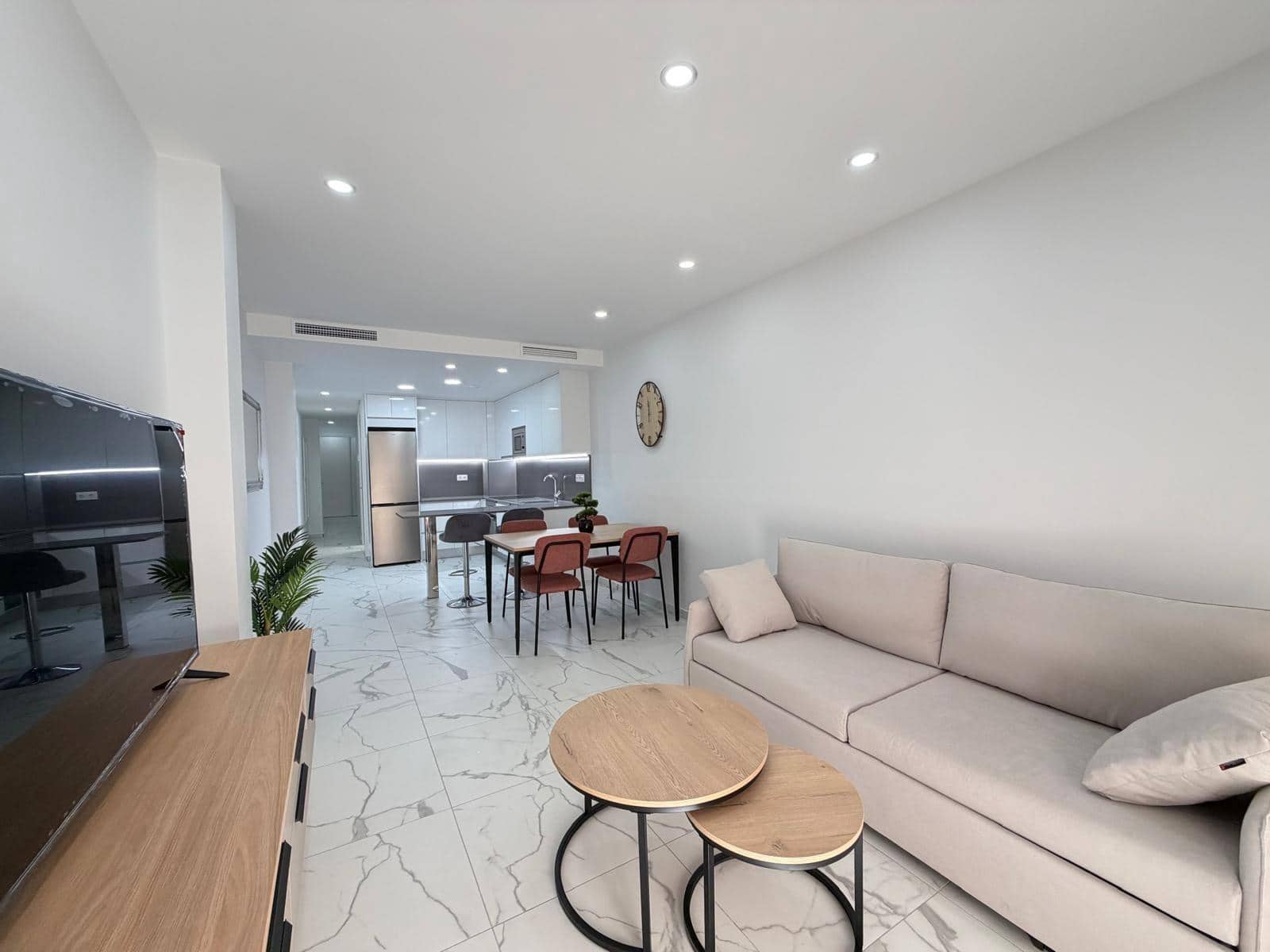 2 quarto Apartamento para venda em Torrevieja com piscina - 326 900 € (Ref: 10084777)