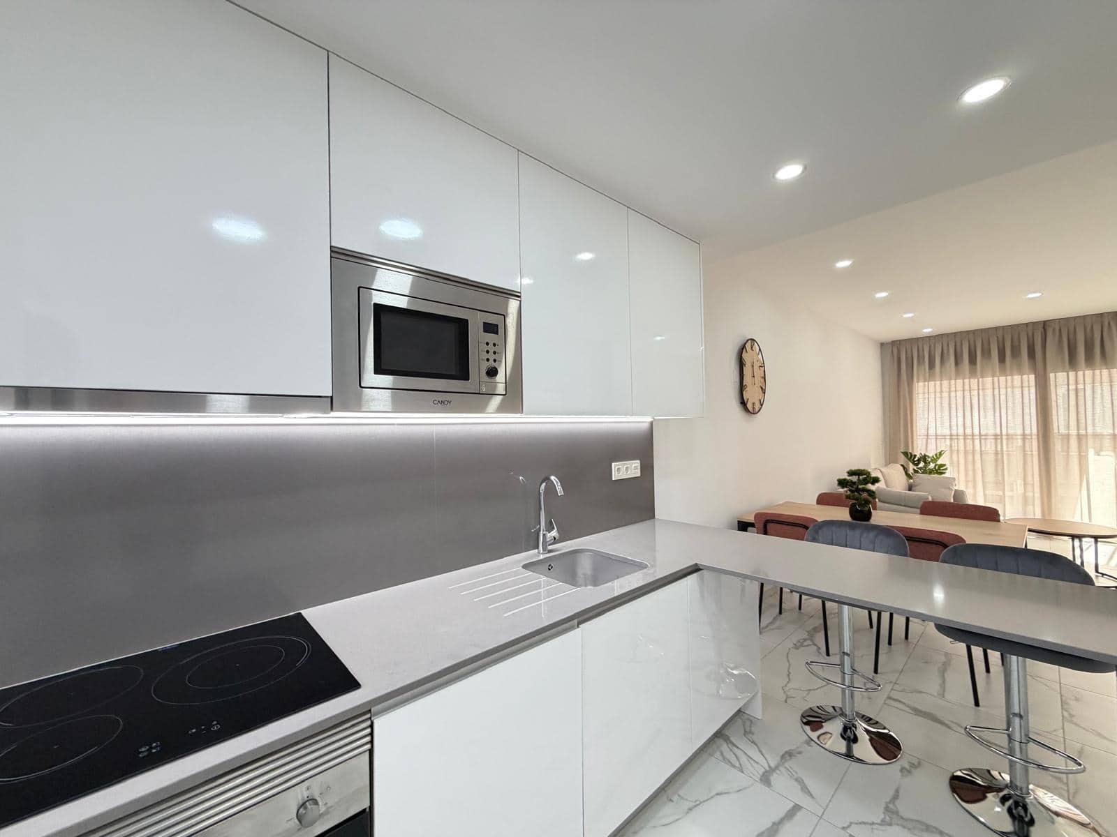 2 quarto Apartamento para venda em Torrevieja com piscina - 326 900 € (Ref: 10084777)