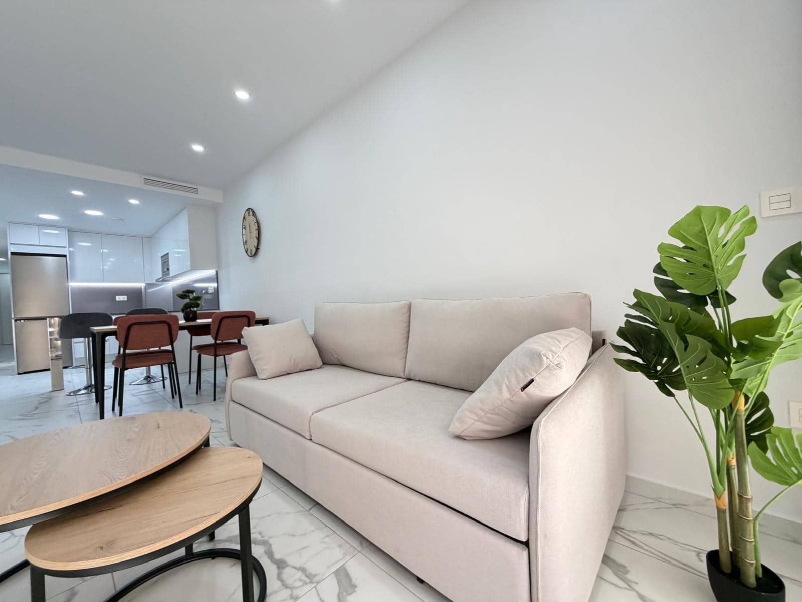 2 quarto Apartamento para venda em Torrevieja com piscina - 326 900 € (Ref: 10084777)