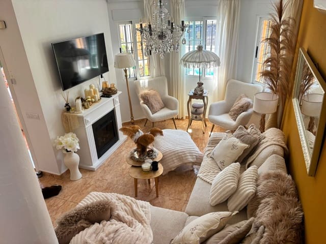 2 makuuhuone Huvila myytävänä paikassa El Raso, Guardamar del Segura mukana uima-altaan - 299 500 € (Ref: 10084786)