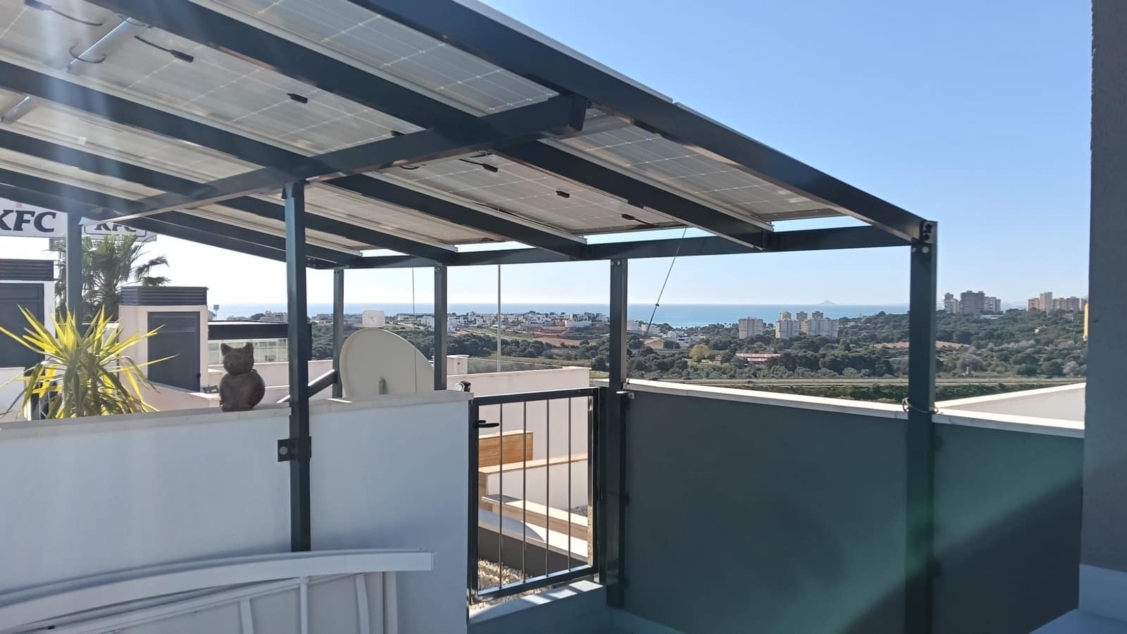 Chalet de 3 habitaciones en Cabo Roig en venta con piscina garaje - 570.000 € (Ref: 10084800)