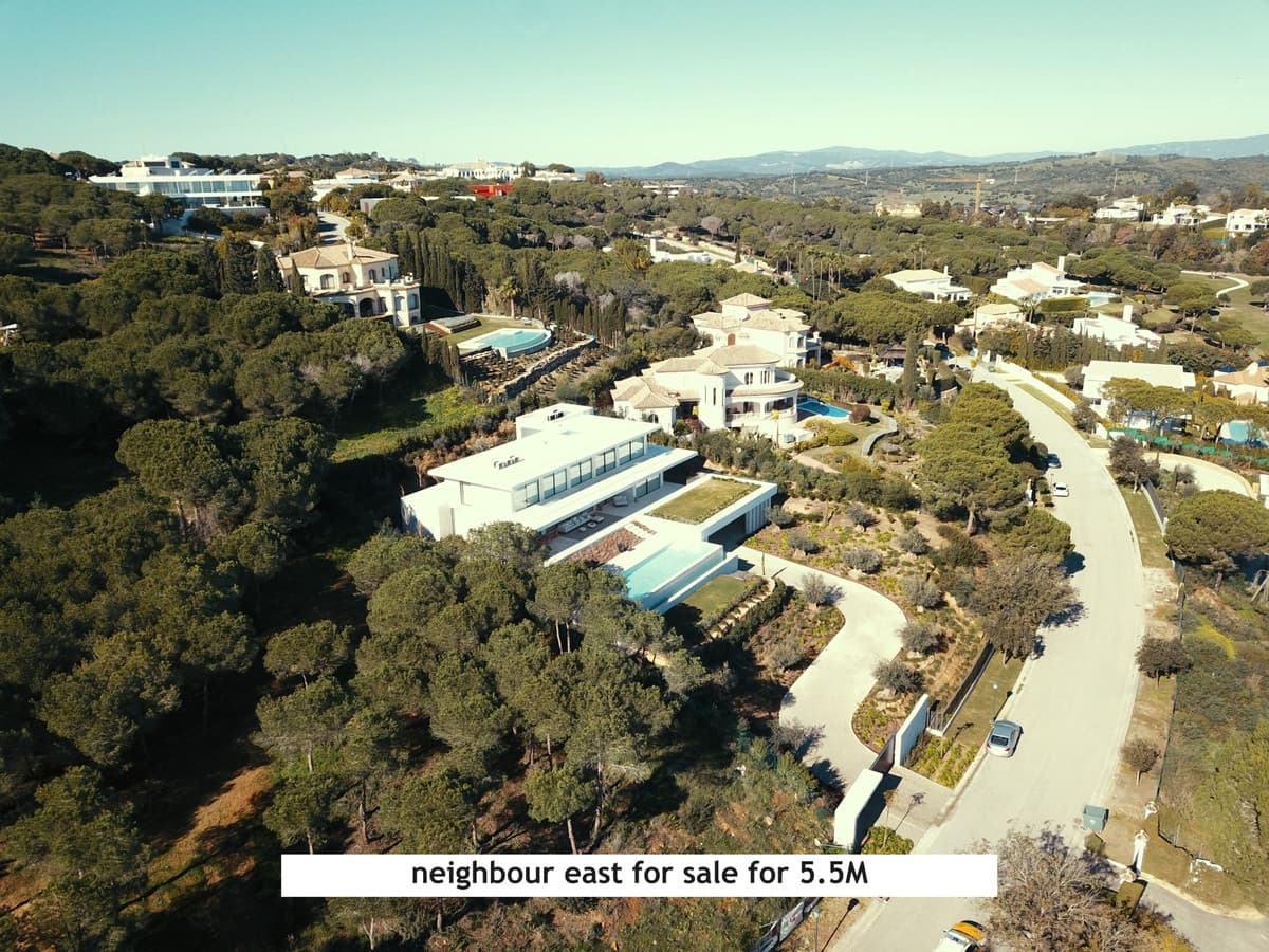 Chalet de 5 habitaciones en Sotogrande en venta con piscina - 5.150.000 € (Ref: 10084808)