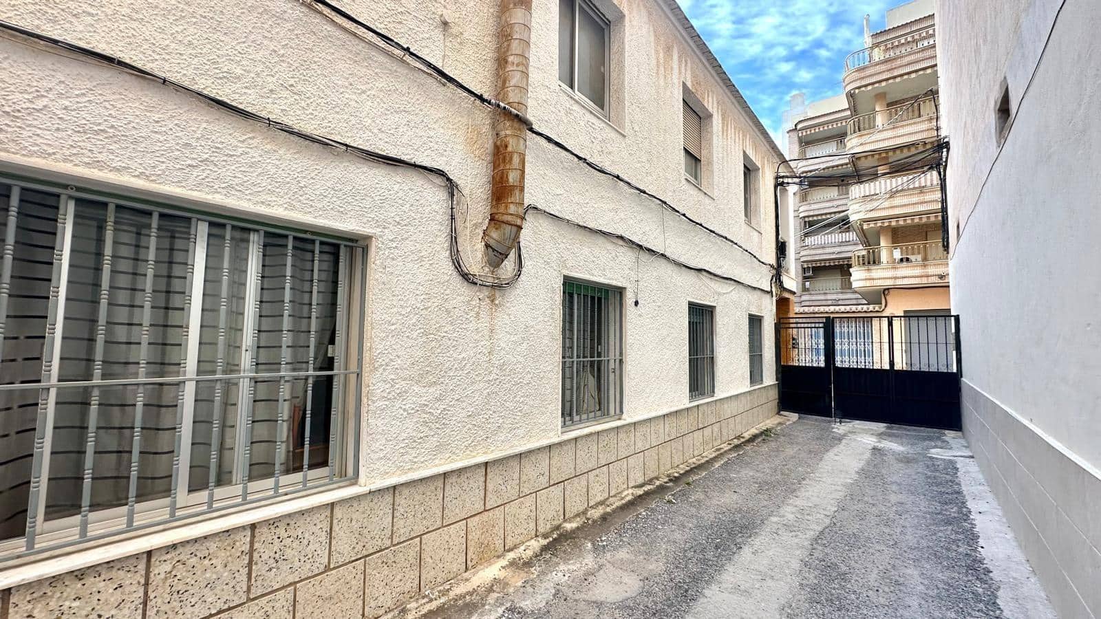 4 camera da letto Casa in vendita in Torrevieja - 369.900 € (Rif: 10084884)
