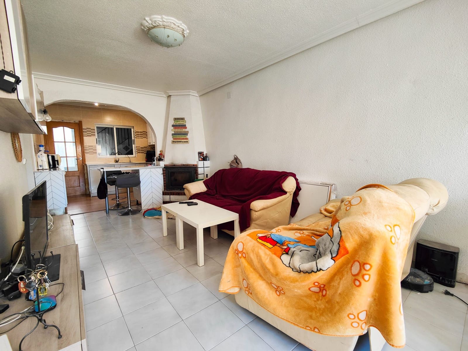 4 chambre Villa/Maison Semi-Mitoyenne à vendre à San Miguel de Salinas avec piscine - 189 900 € (Ref: 10084890)