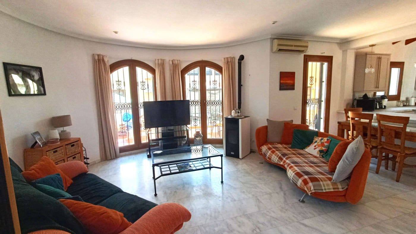 3 sovrum Semi-fristående Villa till salu i Algorfa med pool garage - 449 955 € (Ref: 10084902)