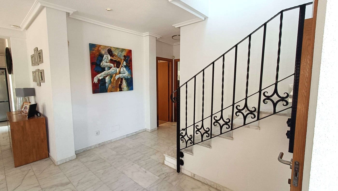 3 sovrum Semi-fristående Villa till salu i Algorfa med pool garage - 449 955 € (Ref: 10084902)