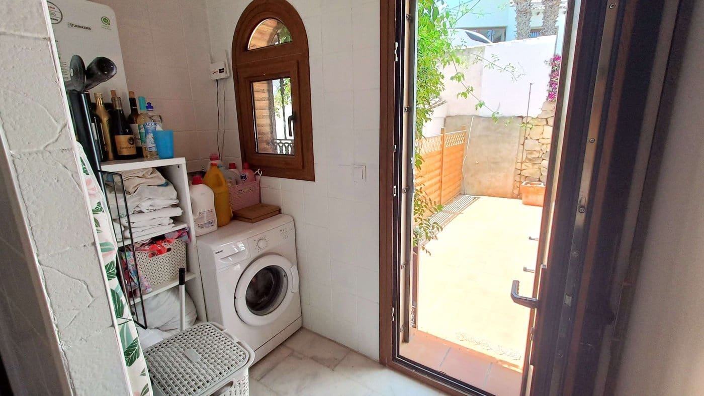 3 sovrum Semi-fristående Villa till salu i Algorfa med pool garage - 449 955 € (Ref: 10084902)