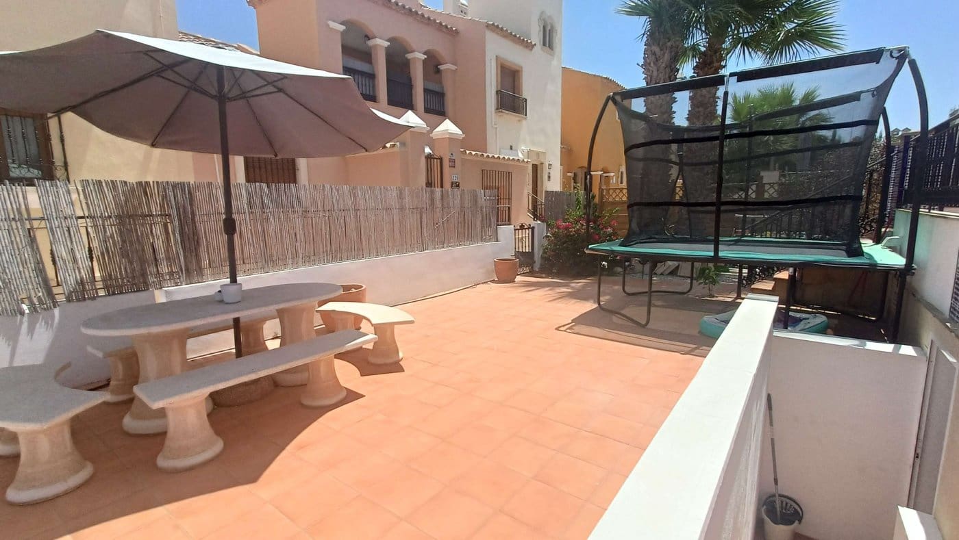 3 sovrum Semi-fristående Villa till salu i Algorfa med pool garage - 449 955 € (Ref: 10084902)