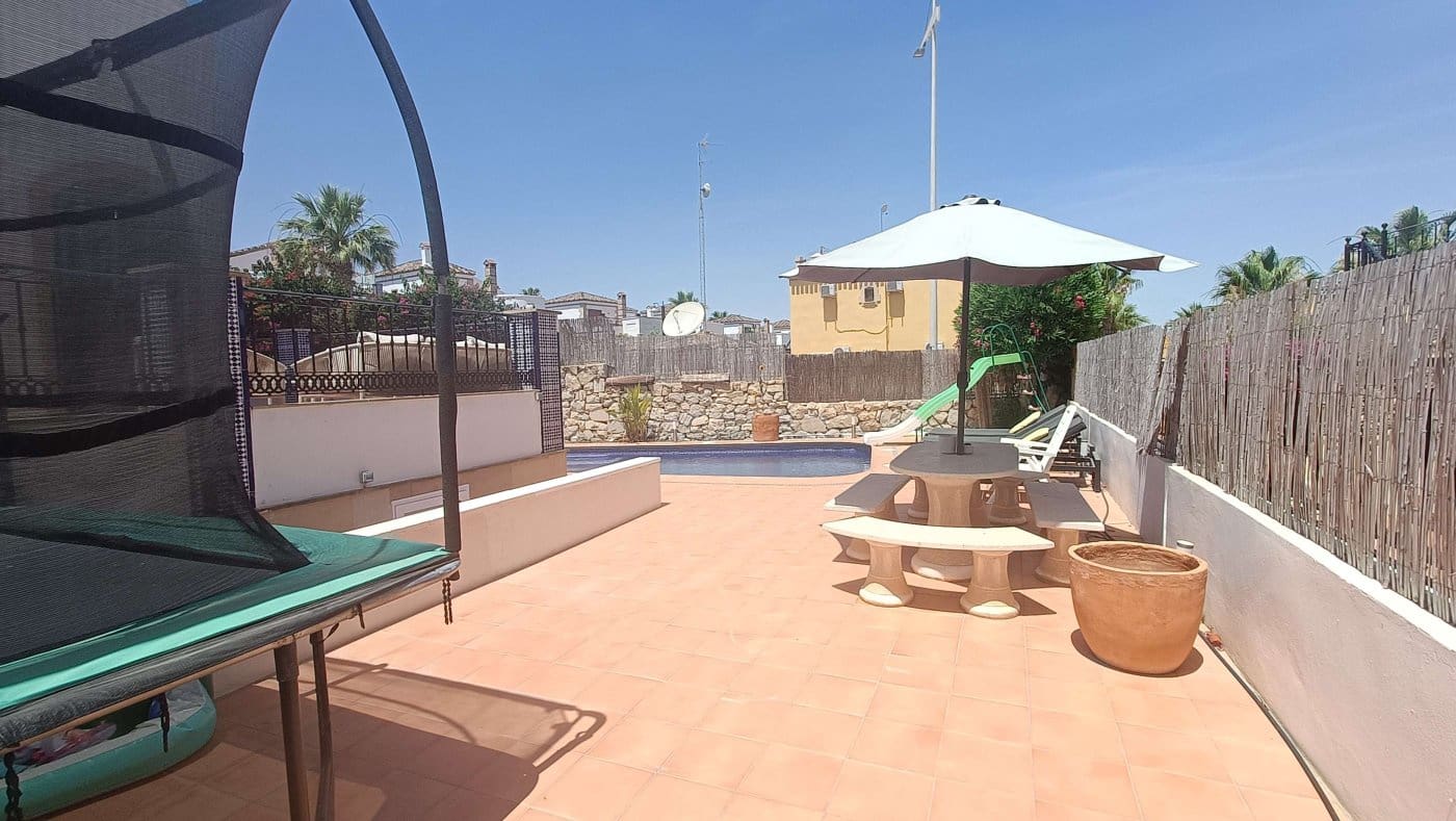 3 sovrum Semi-fristående Villa till salu i Algorfa med pool garage - 449 955 € (Ref: 10084902)
