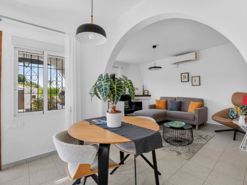 3 camera da letto Villa in vendita in Torrevieja con piscina - 379.000 € (Rif: 10084910)