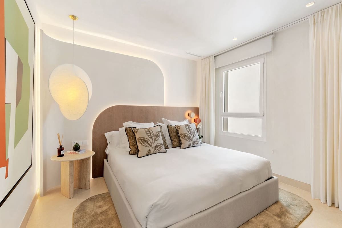 Apartamento de 3 habitaciones en Marbella en venta - 2.250.000 € (Ref: 10090171)