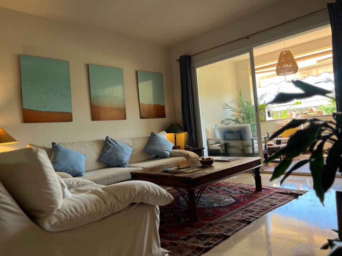 2 soveværelse Lejlighed til salg i Guadalmina med swimmingpool garage - € 430.000 (Ref: 10090173)