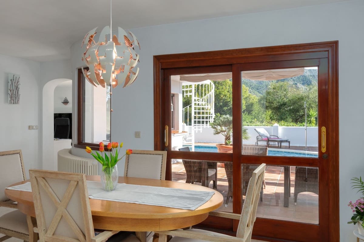5 quarto Moradia para venda em Mijas com piscina garagem - 1 499 000 € (Ref: 10090182)