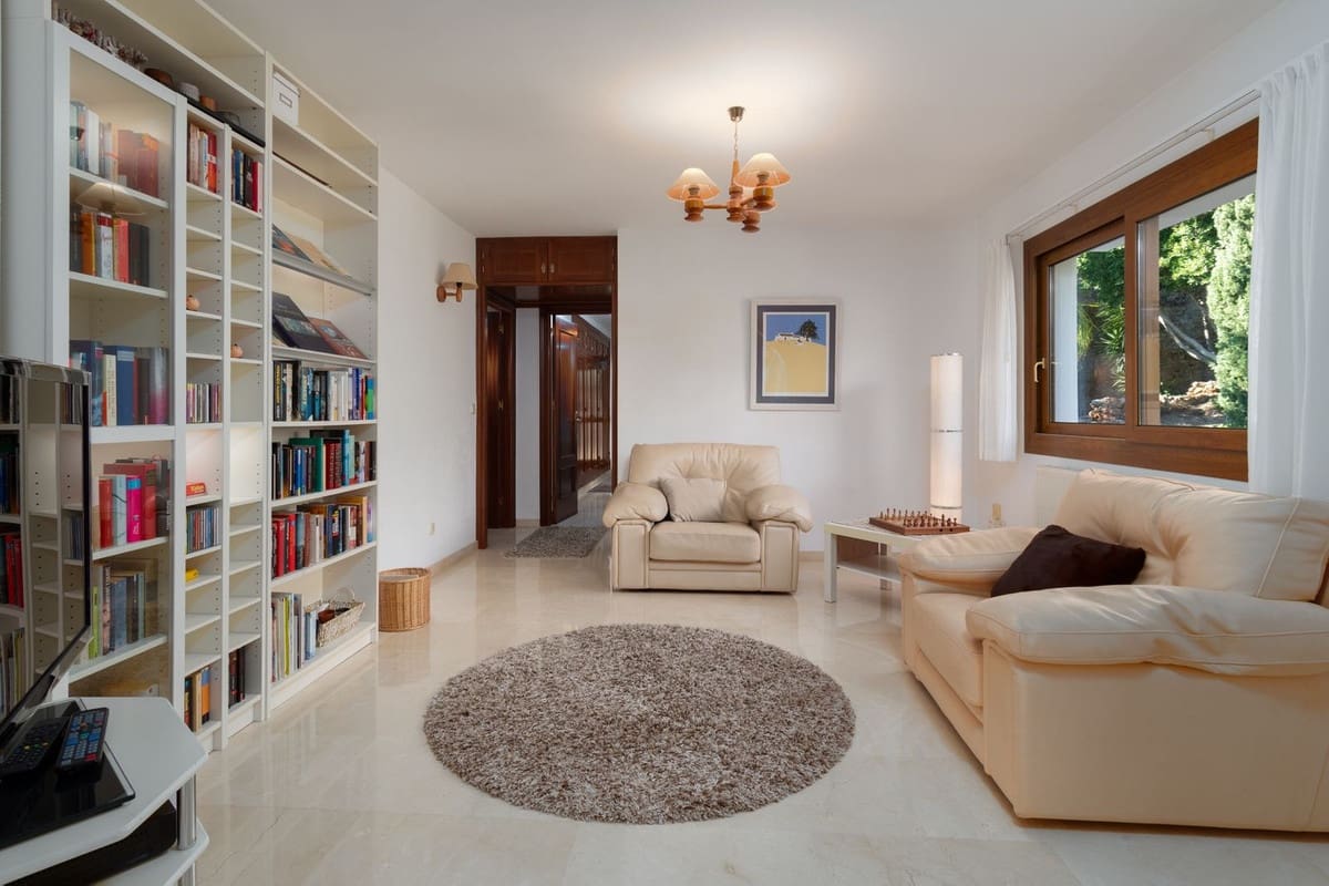 5 quarto Moradia para venda em Mijas com piscina garagem - 1 499 000 € (Ref: 10090182)