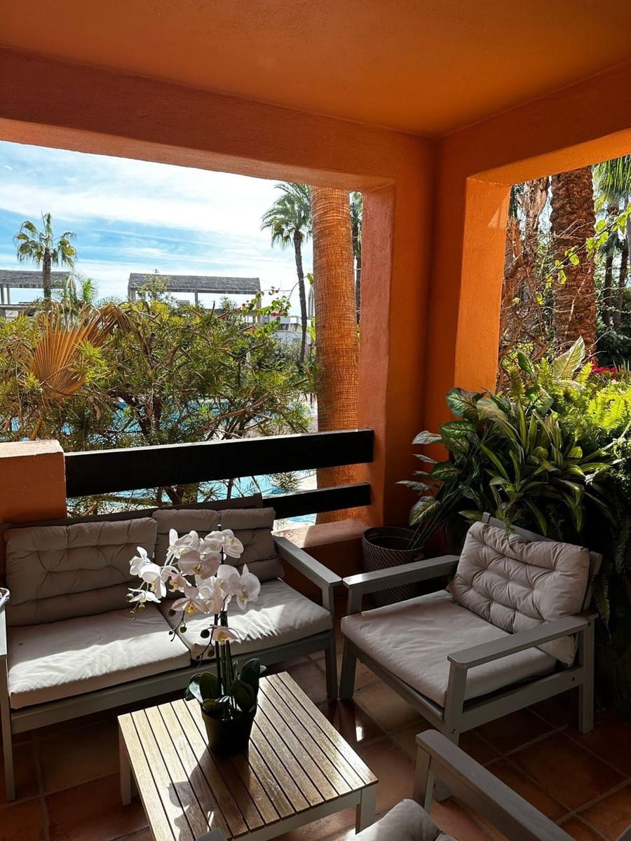 Apartamento de 3 habitaciones en Marbella en venta con piscina garaje - 980.000 € (Ref: 10090184)