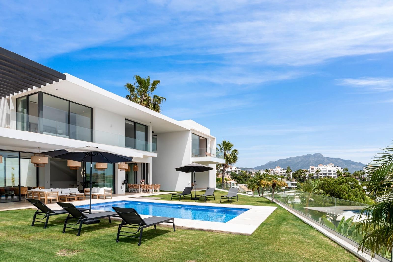 5 soveværelse Villa til salg i Benahavis med swimmingpool garage - € 3.950.000 (Ref: 10090186)