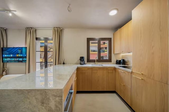 3 slaapkamer Appartement te koop in Casco Antiguo, Marbella - € 635.000 (Ref: 10090193)