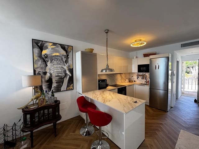 2 soveværelse Lejlighed til salg i Buenas Noches, Estepona - € 649.995 (Ref: 10090220)