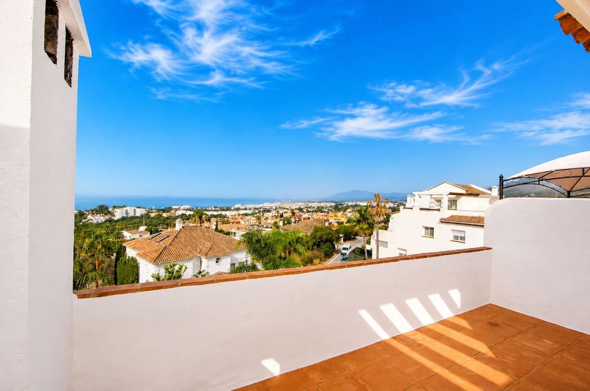 3 sovrum Hus till salu i Marbella med pool garage - 875 000 € (Ref: 10090243)