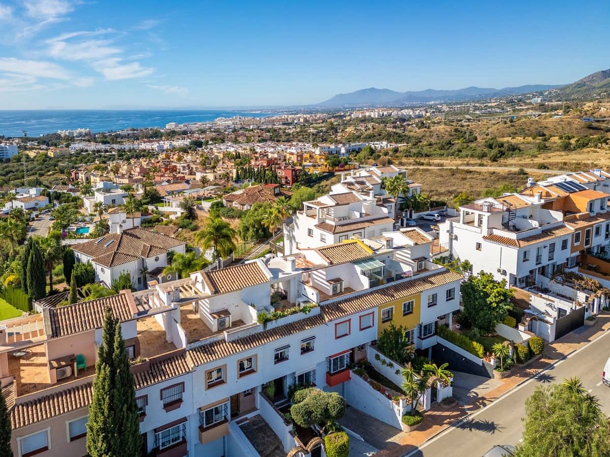 3 sovrum Hus till salu i Marbella med pool garage - 875 000 € (Ref: 10090243)