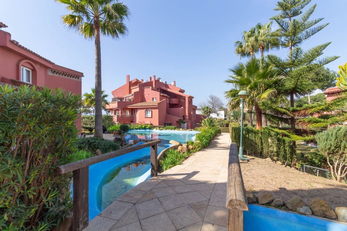 3 Zimmer Apartment zu verkaufen in Elviria mit Pool Garage - 595.000 € (Ref: 10090250)