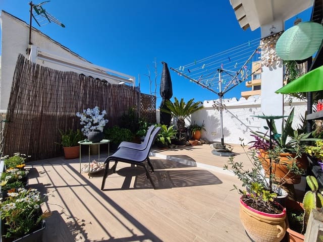 3 soverom Hus til salgs i Zona Calvario, Estepona - € 849 000 (Ref: 10090286)