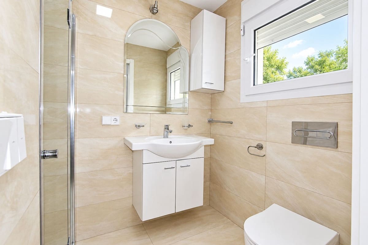 3 sypialnia Willa na sprzedaż w El Rosario z basenem garażem - 1 200 000 € (Ref: 10090288)