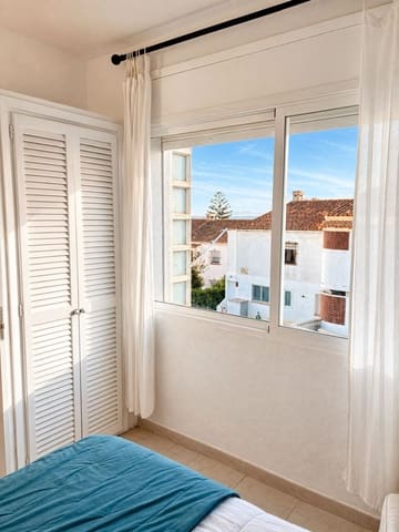 2 sovrum Lägenhet till salu i Torreguadiaro, San Roque med garage - 226 000 € (Ref: 10090293)