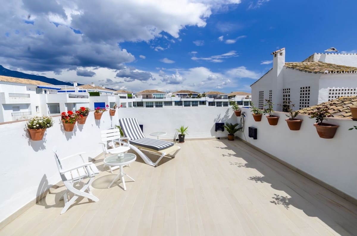 3 soveværelse Lejlighed til salg i Puerto Banus med garage - € 1.197.000 (Ref: 10090317)