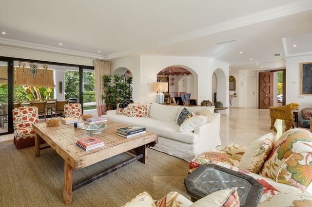 Chalet de 4 habitaciones en La Quinta, Benahavís en venta - 2.950.000 € (Ref: 10090325)