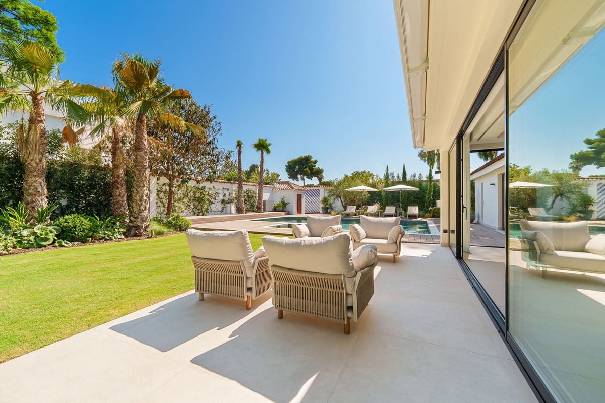5 slaapkamer Villa te koop in Puerto Banus met zwembad - € 5.750.000 (Ref: 10090335)