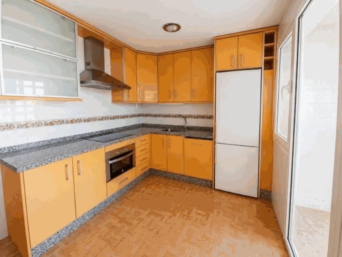 2 soverom Leilighet til salgs i San Luis de Sabinillas med svømmebasseng garasje - € 244 000 (Ref: 10090342)