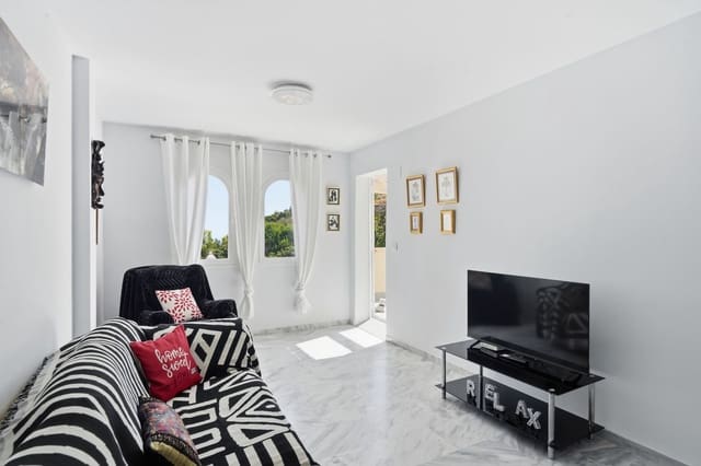 2 soverom Leilighet til salgs i Benalmádena pueblo, Benalmádena med svømmebasseng garasje - € 344 000 (Ref: 10090353)