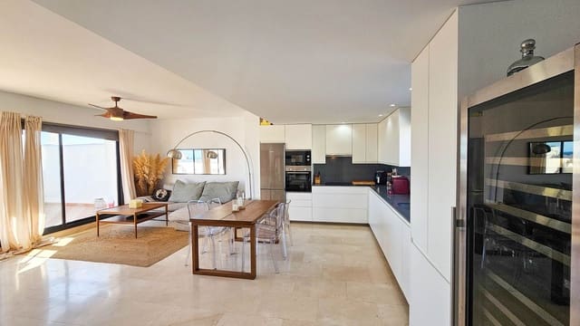 Apartamento de 3 habitaciones en Bahia de Casares, Casares en venta con piscina garaje - 550.000 € (Ref: 10090369)