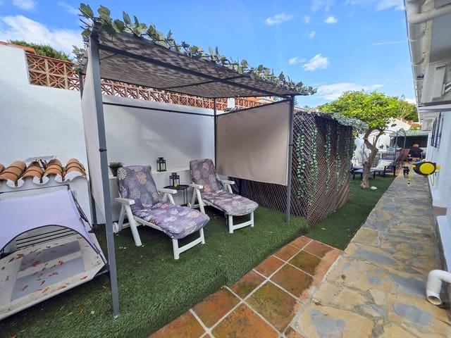 4 soverom Villa til salgs i La Duquesa / Puerto de la Duquesa, Manilva med svømmebasseng garasje - € 860 000 (Ref: 10090386)