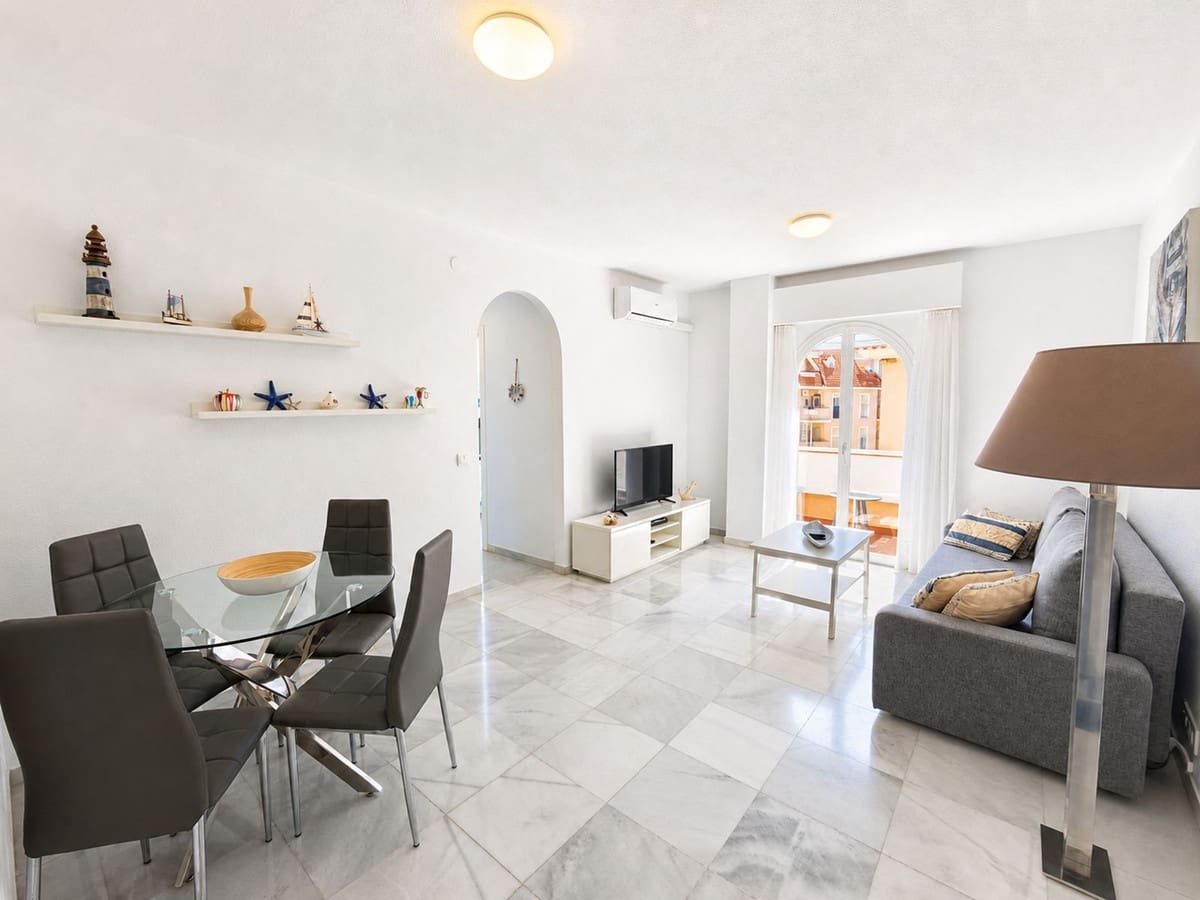 2 soveværelse Lejlighed til salg i San Luis de Sabinillas med swimmingpool garage - € 270.000 (Ref: 10090398)