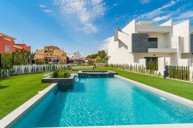 2 chambre Bungalow à vendre à Los Balcones - Los Altos, Torrevieja avec piscine garage - 340 000 € (Ref: 10090431)