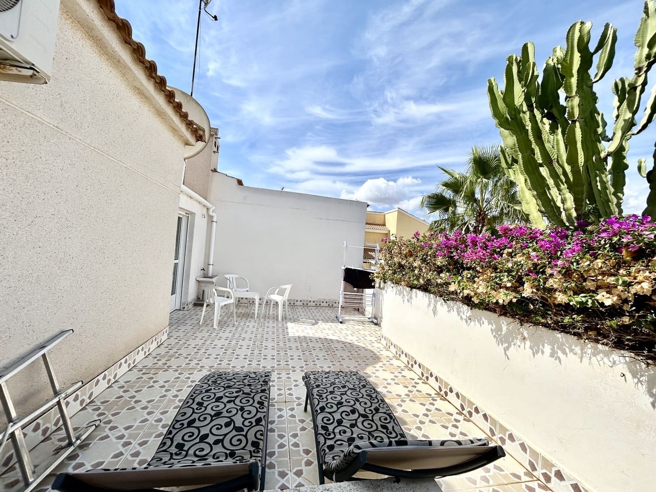 2 quarto Casa em Banda para venda em Playa Flamenca com piscina garagem - 219 500 € (Ref: 10090475)