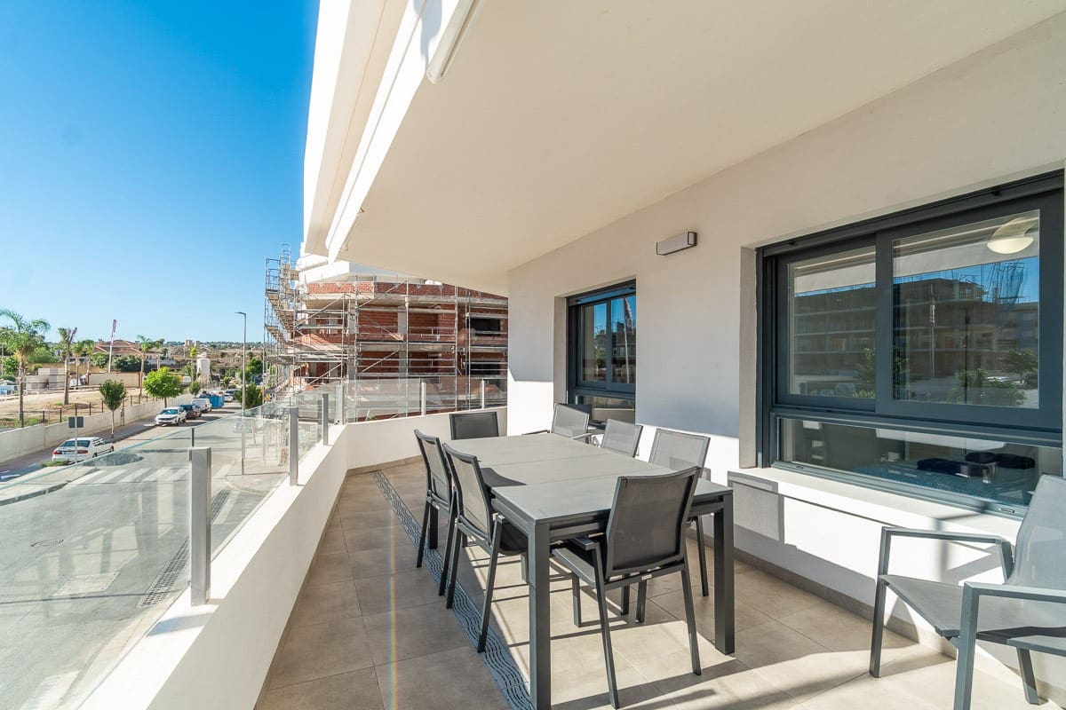 2 soverom Leilighet til salgs i San Miguel de Salinas med svømmebasseng garasje - € 229 900 (Ref: 10090477)