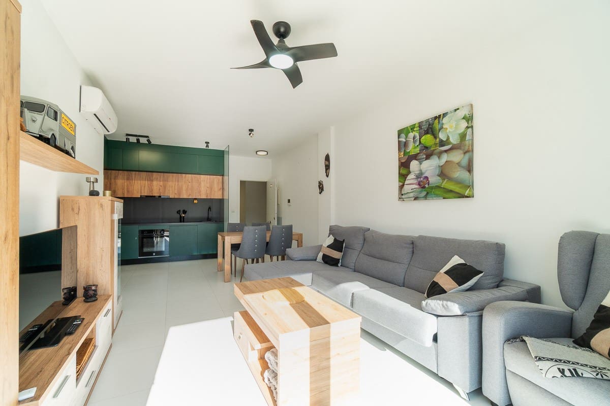 2 soverom Leilighet til salgs i San Miguel de Salinas med svømmebasseng garasje - € 229 900 (Ref: 10090477)