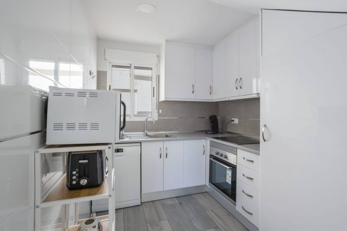 3 soverom Leilighet til salgs i Torrevieja med svømmebasseng - € 207 000 (Ref: 10090483)
